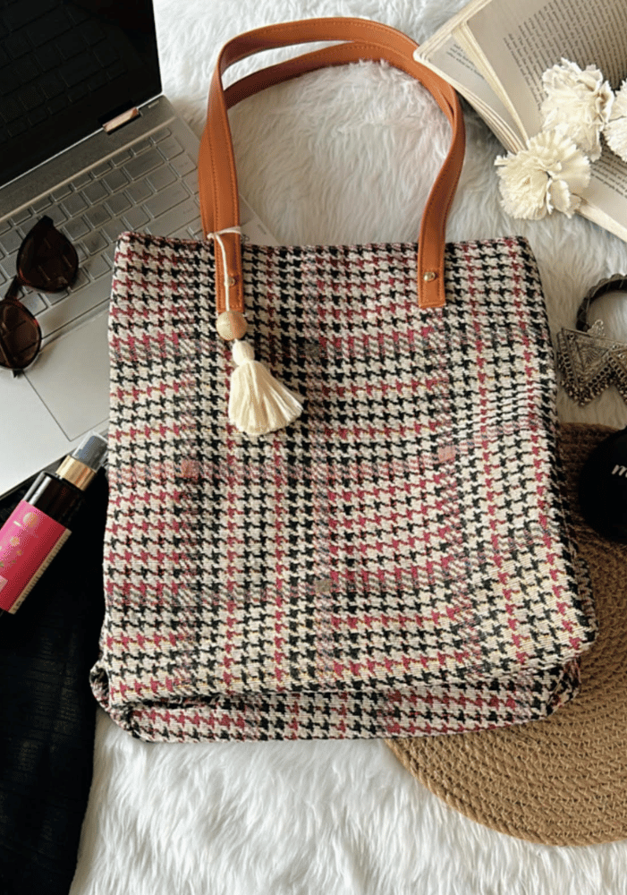 Monochrome maze 3 pocket tote