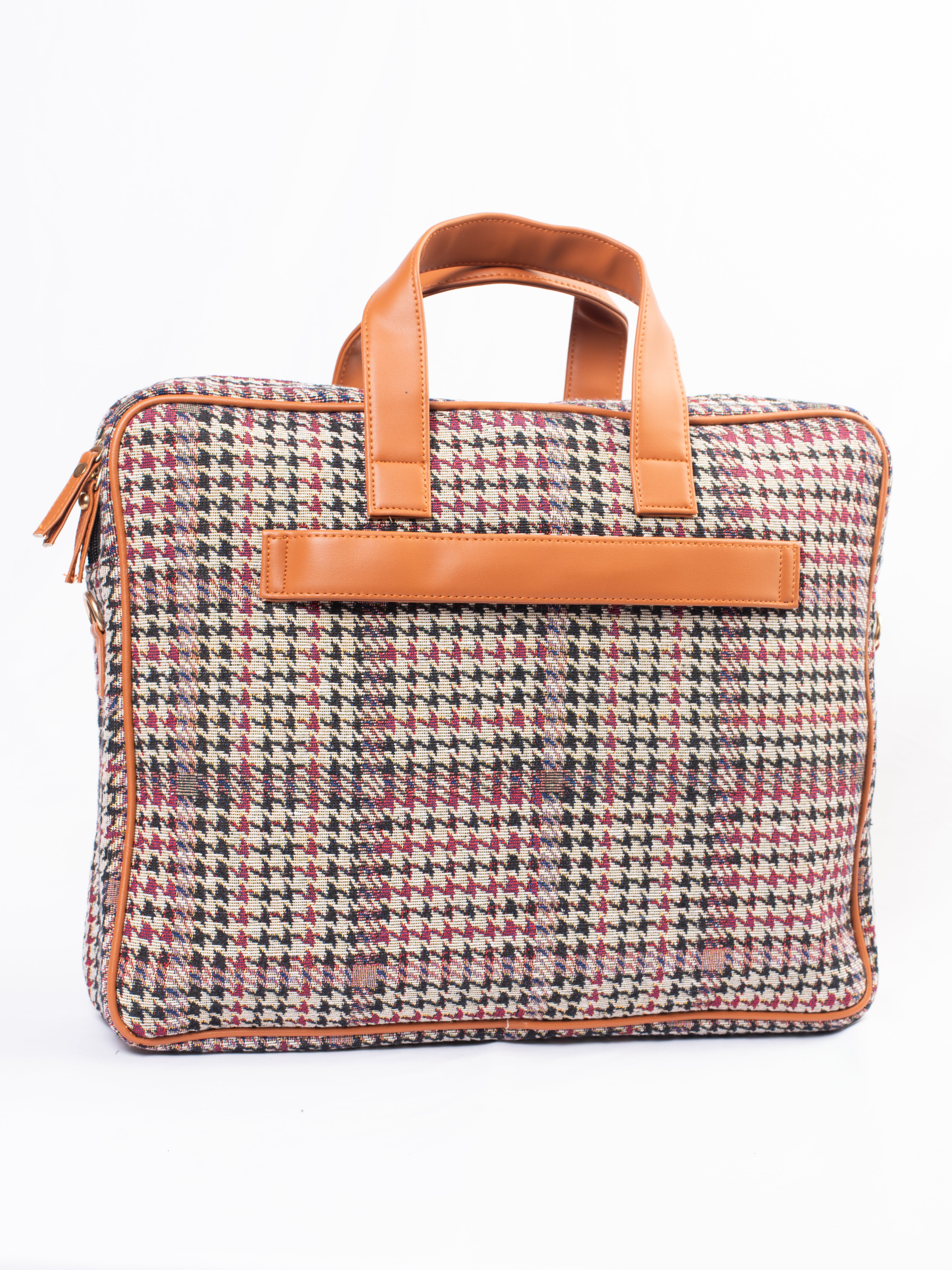 Monochrome Maze laptop bag